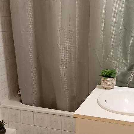 Studio Cosy Avec Wifi Au Coeur Du Centre Historique De La Rochelle - Fr-1-551-74