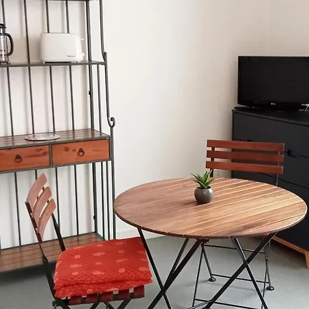 Apartman Studio Cosy Avec Wifi Au Coeur Du Centre Historique De La Rochelle - Fr-1-551-74