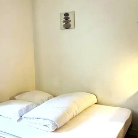 Studio Cosy Avec Wifi Au Coeur Du Centre Historique De La Rochelle - Fr-1-551-74 Apartman